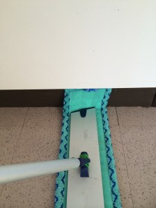 Using the mop pad off centre means you can clean skirting boards easily!